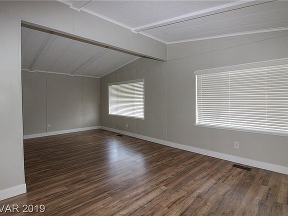4th image of 3815 Pecan Ln