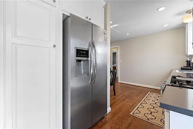 5217 W 72nd St — Photo 13