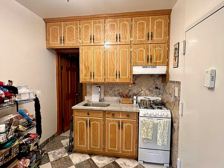 89 Diamond St #I — Photo 3
