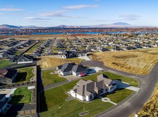 6724 Eagle Crest Dr, Pasco, WA 99301