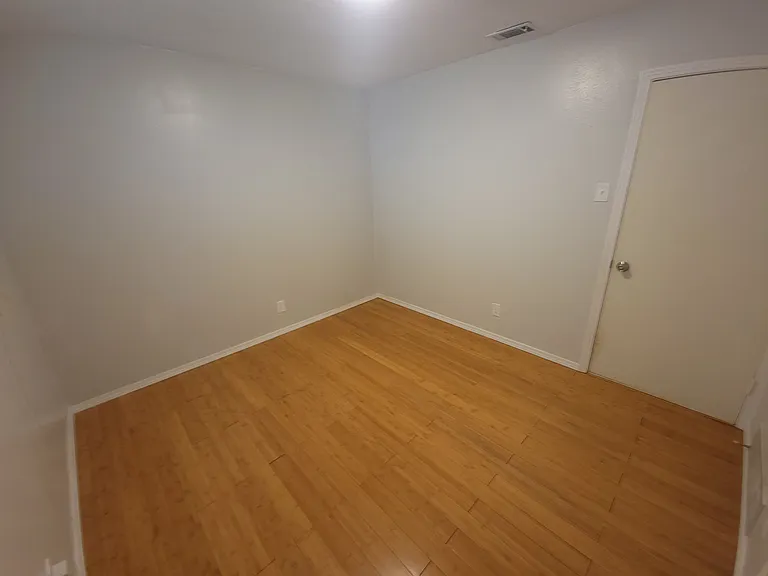 3625 Janlyn Ln — Photo 12