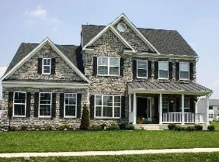 550 Scarlet Cir, Greencastle, PA 17225
