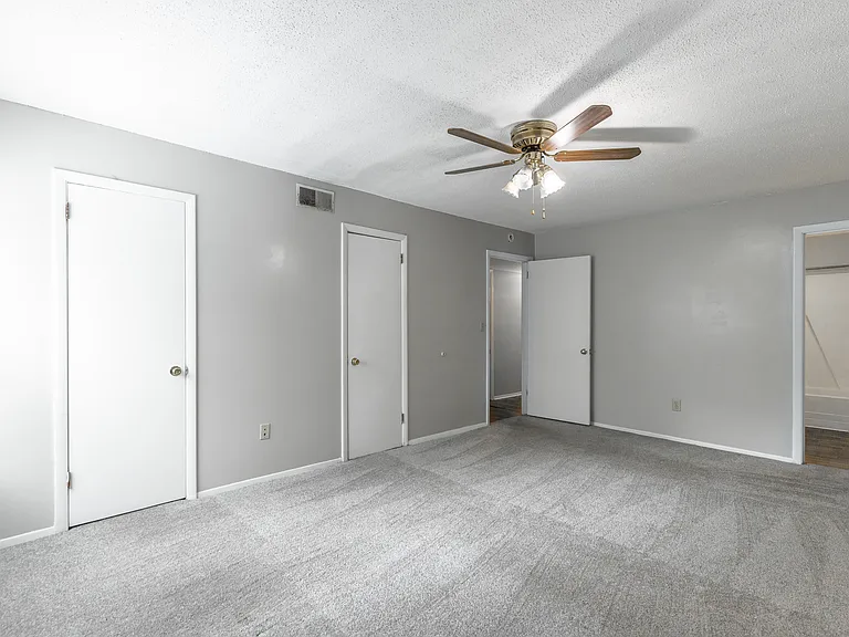 East Ridge Flats and Townhomes — Photo 71