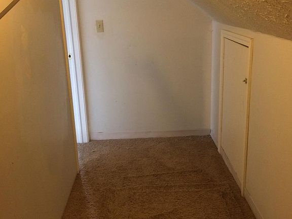 Dormer closet