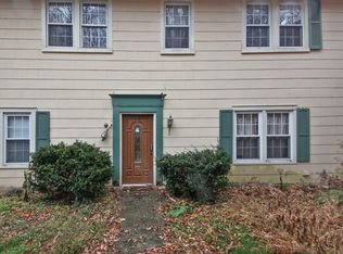 7 Peace Valley Rd, Towaco, NJ 07082