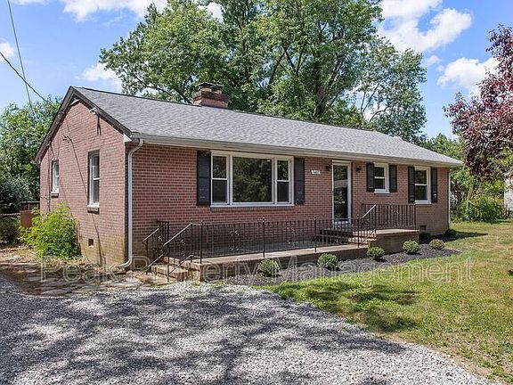 3rd image of 1407 Northbury Ave