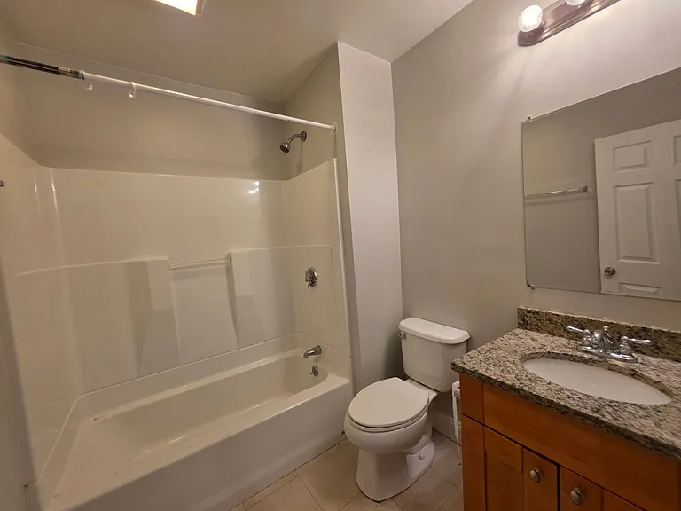 85 Egmont St #2 — Photo 6