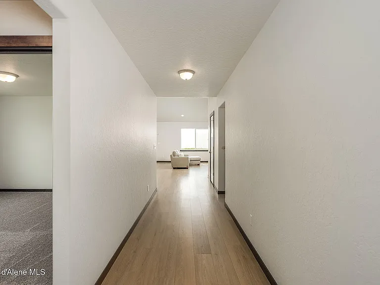 6407 W Bowmore Ln — Photo 16