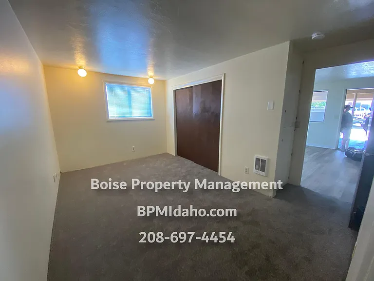 3818 W Alameda St — Photo 5