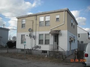 112 Raymond Ave, Pawtucket, RI 02860