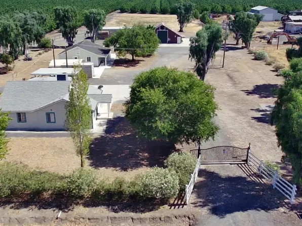 3837-3835 Howsley Rd, Pleasant Grove, CA 95668