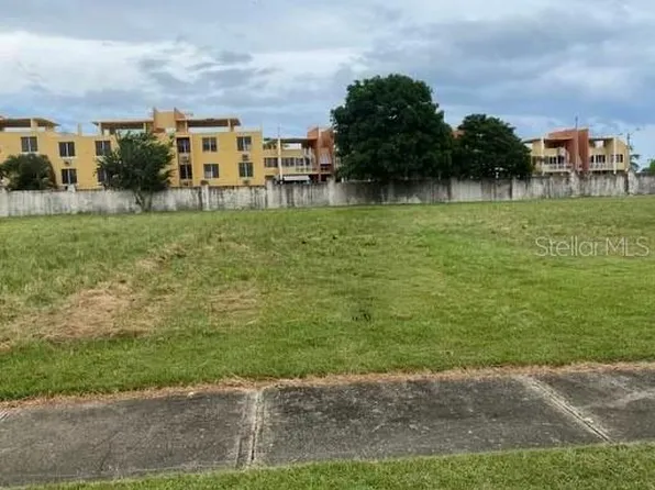 Haciendas El Molino G 7, Vega Alta, PR 00692