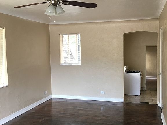 2nd image of 1030 Washington St APT 4
