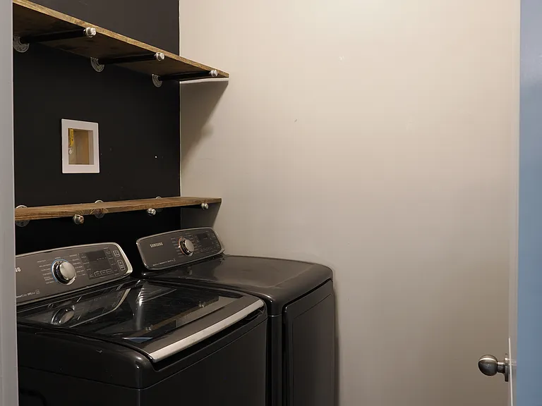 611 Winfall Dr — Photo 10