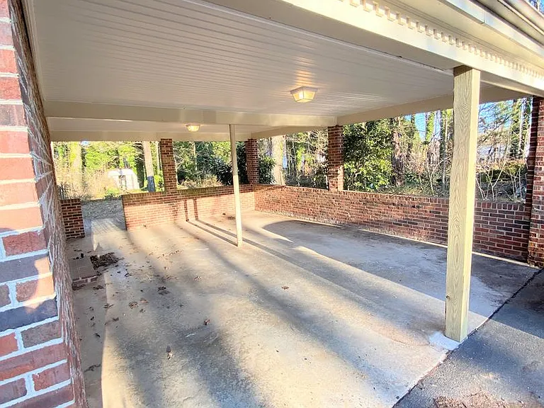 95 Buxton Dr — Photo 18