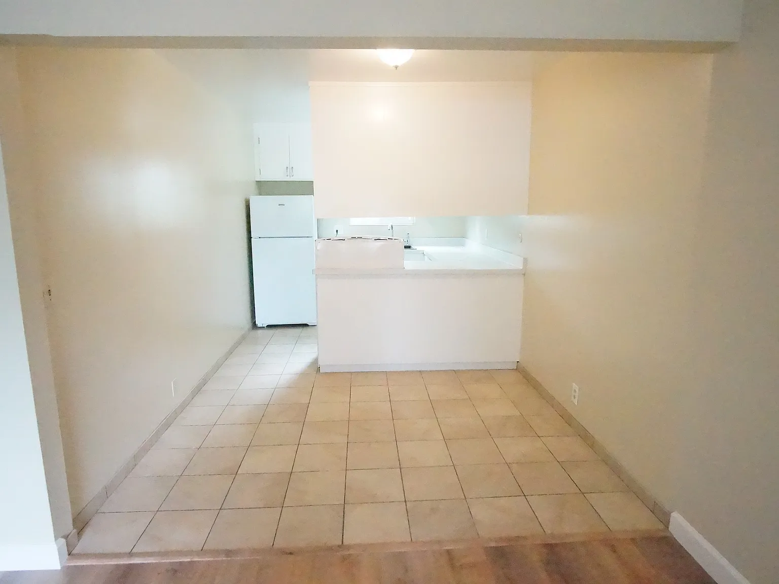 2 bed, 950 sqft, $2,395 — Photo 3