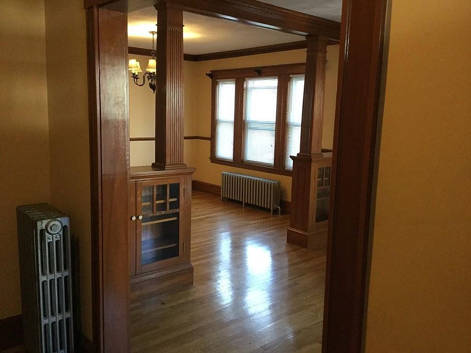 2nd image of 19 Hallowell St #1