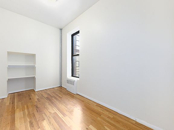 4th image of 262 Saint James Pl APT 2C