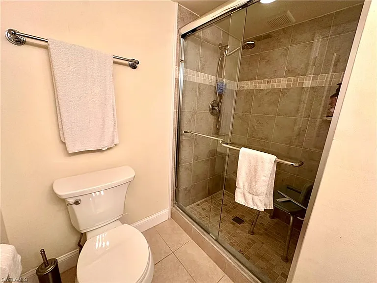 788 Park Shore Dr #D20 — Photo 21