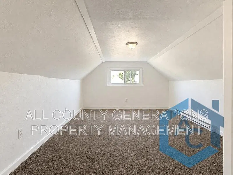 1 bed, 1.0 bath, $1,000 — Photo 3