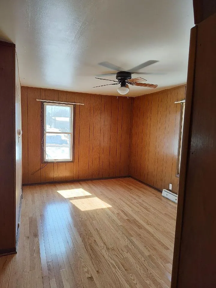 2 bed, 900 sqft, $1,299 — Photo 4