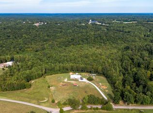 1132 Halliburton Rd, Vanleer, TN 37181