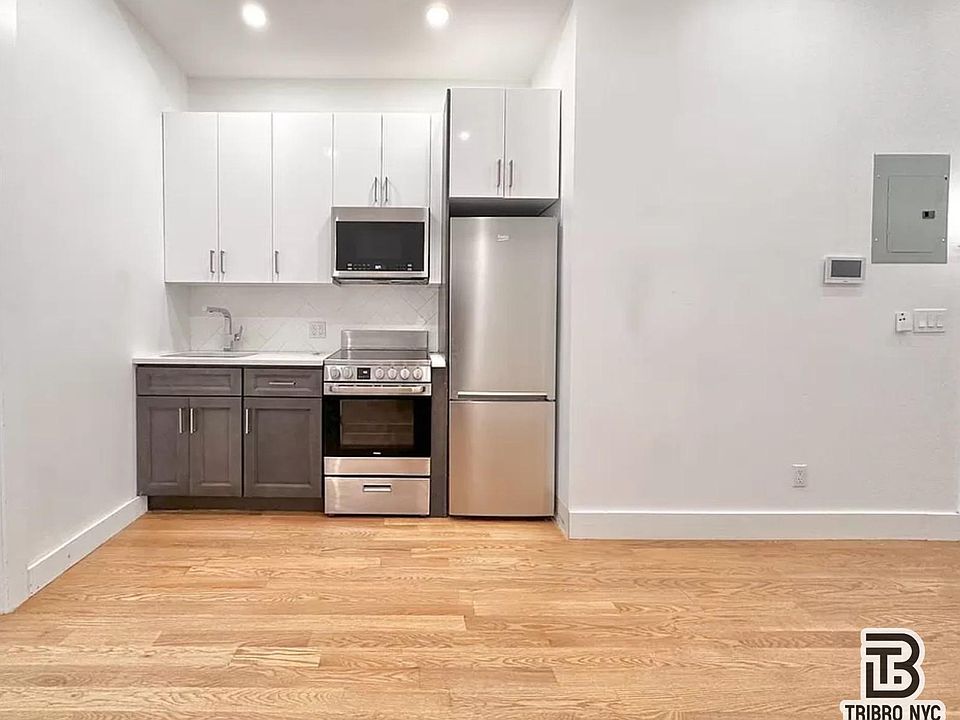 2nd image of 319 E 93rd St #1R
