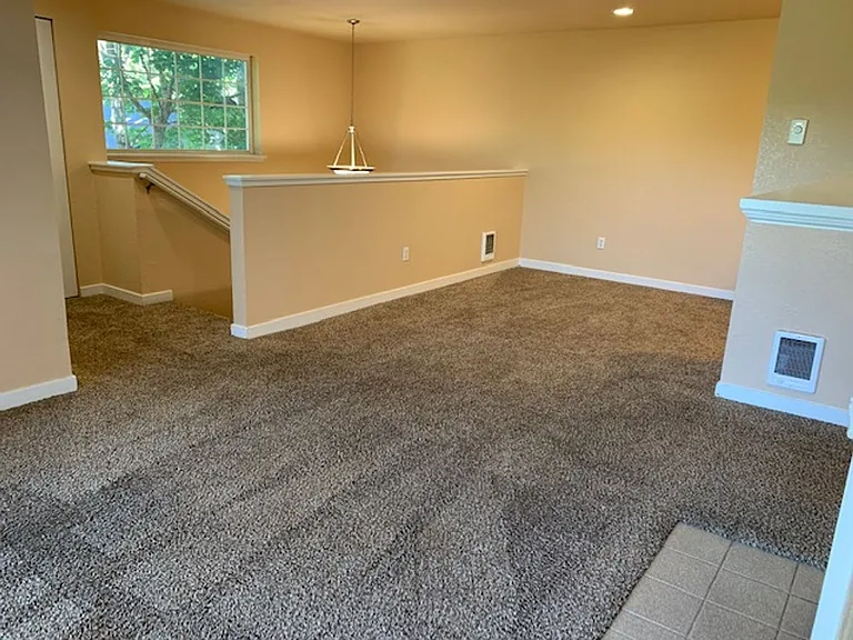 Signature Apartments — Photo 41