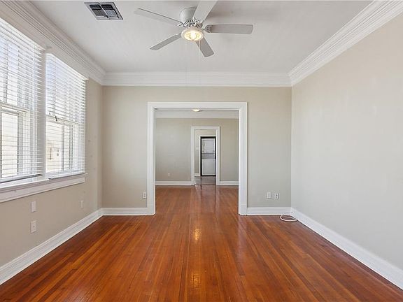 5th image of 6121 W End Blvd