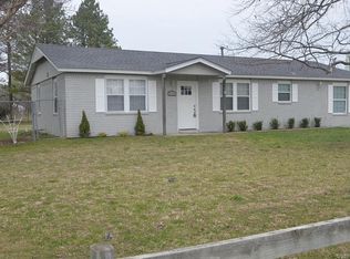 914 SW 9th St, Wagoner, OK 74467