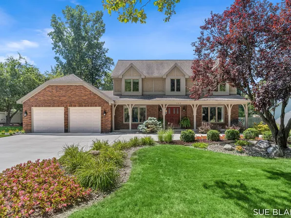 152 Sorrento Dr, Holland, MI 49423
