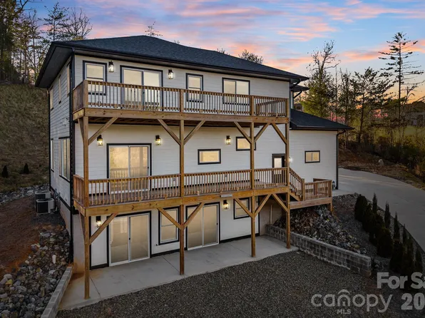 115 Nader Ave, Weaverville, NC 28787