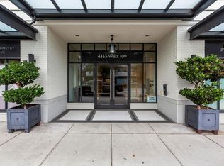 4355 W 10th Ave #306, Vancouver, BC V6R 2H6