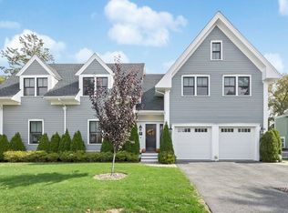 30 Sumner St UNIT 30, Newton Center, MA 02459