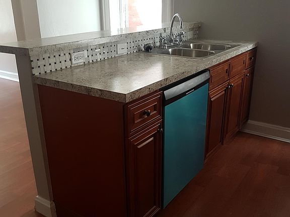 5th image of 4159 Botanical Ave #4161