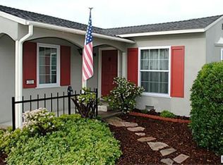 399 E 19th St, Costa Mesa, CA 92627