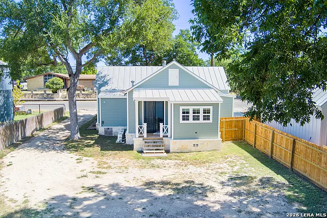 3 bed, 3.0 bath, 960 sqft, $2,700 — Photo 4