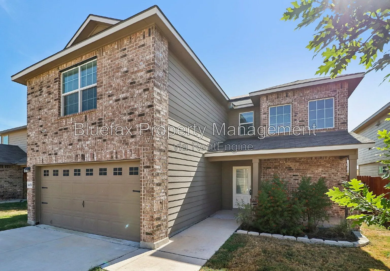 3 bed, 2.5 bath, 2240 sqft, $1,955 — Photo 3