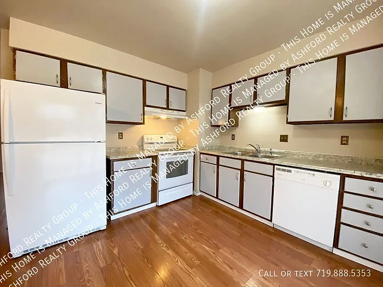 2308 Vintage Dr — Photo 5
