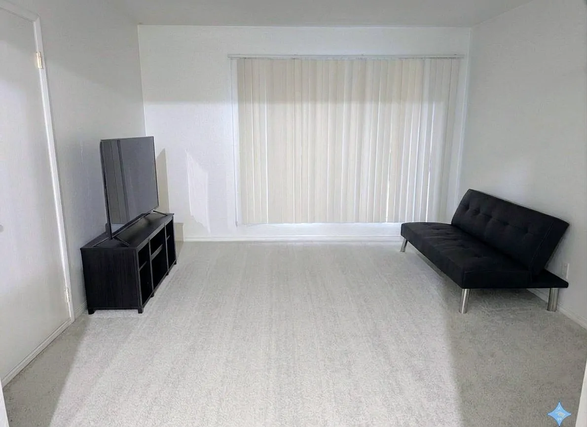 2 bed, $1,600 — Photo 3