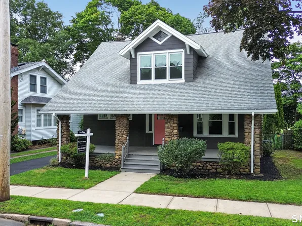 17 Ralston Avenue, Hamden, CT 06517