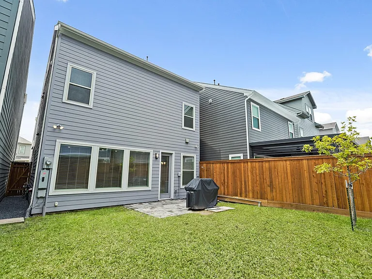 10972 Hewitt Cliff Ln — Photo 22