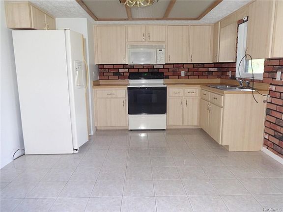 5th image of 7983 W Katherine Ln