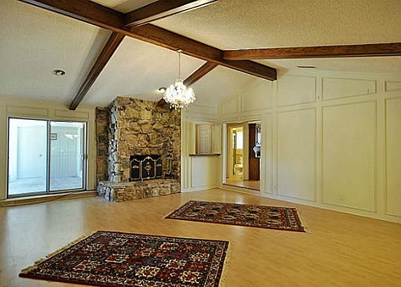 4th image of 9246 Whitehurst Dr