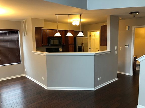 5th image of 2345 Stoughton Cir #2345