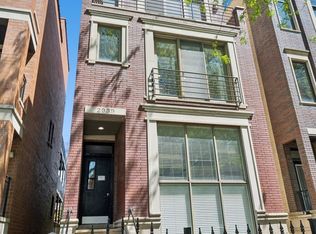 2939 N Damen Ave #2, Chicago, IL 60618