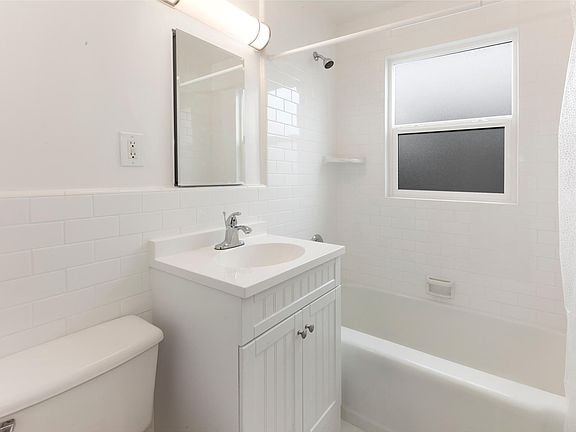 5th image of 455 Euclid Ave APT 200