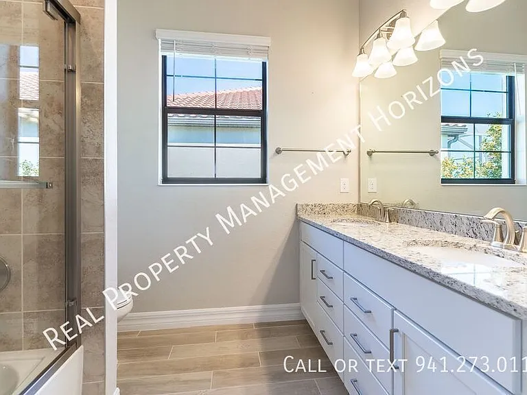 7036 Highgate Ln — Photo 16