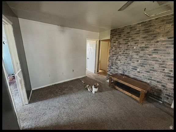 5th image of 118 Shuman St