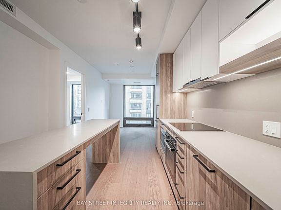 5th image of 91 Montclair Ave #702